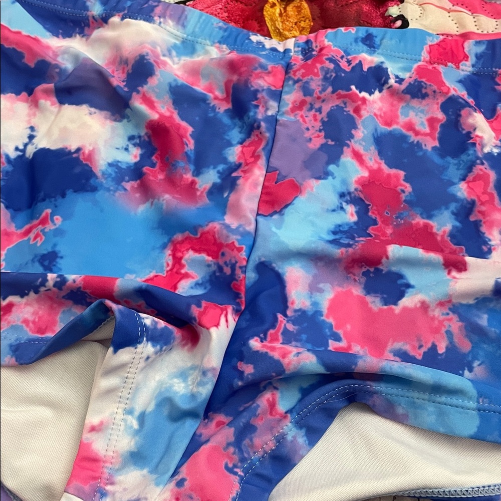 Colorful Tie-Dye Bikini Set - Picture 4 of 4